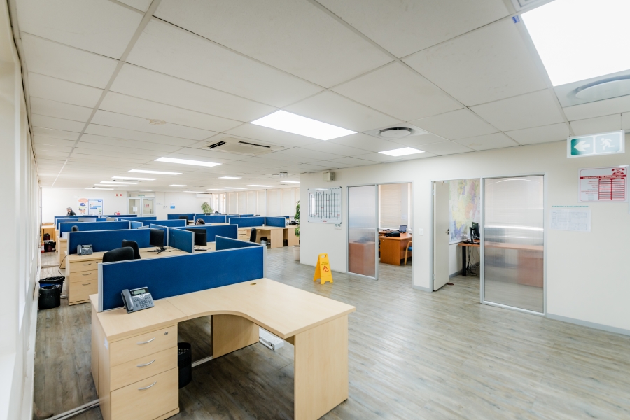 Commercial Property for Sale in Bergzicht Western Cape